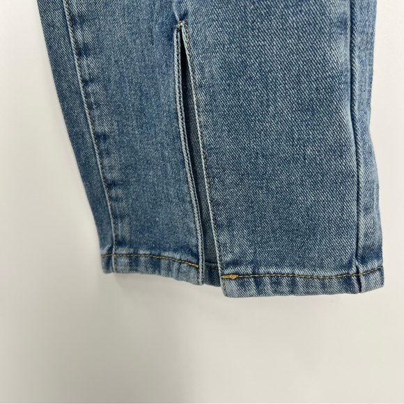 Commense NWT Classic Straight Leg Jeans in Blue size Small - Picture 5 of 9